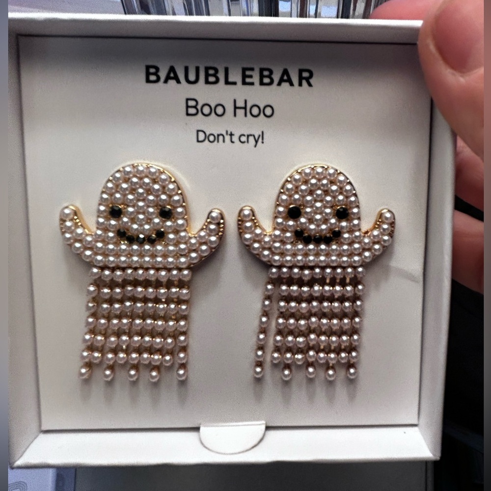 NIB BaubleBar Halloween Dancing Ghost Earrings.